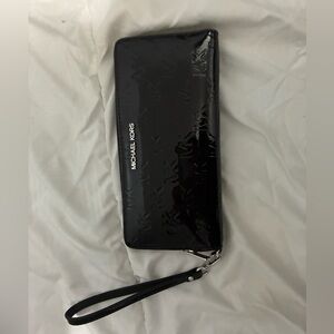 Michael Kors Black Patent Leather Zip Wristlet Wallet